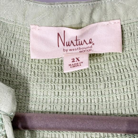 Nurture by Westbound Plus Size 2X Smocked Woven Long Sleeve Button-Front Top - Picture 4 of 5